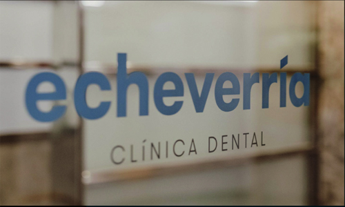 Echeverría Clínica Dental Barcelona | Especialistas Implantes Dentales